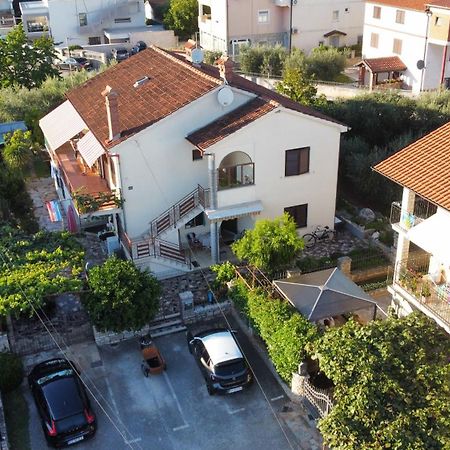 Apartments Reinic Novigrad Istria Exteriör bild