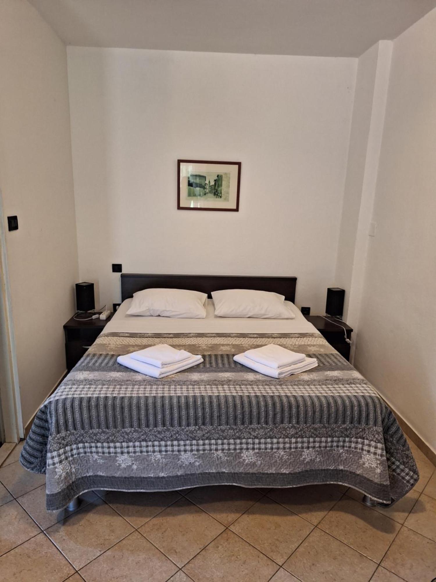 Apartments Reinic Novigrad Istria Exteriör bild